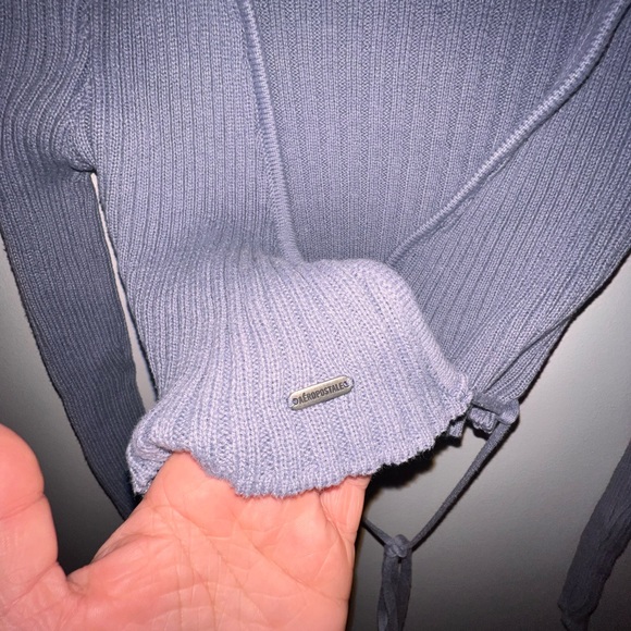 AÉROPOSTALE - Long sleeves crossover top (Blue, Size M) - Picture 2 of 5